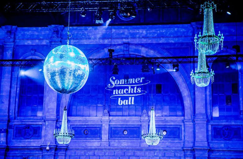 Sommernachtsball im Hauptbahnhof