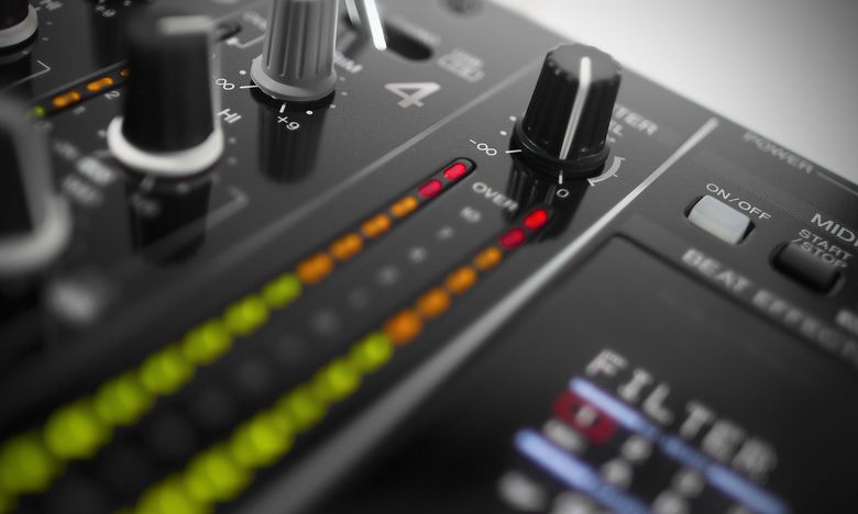 Pioneer DJ Stuff: CDJ-2000 nexus & DJM-850